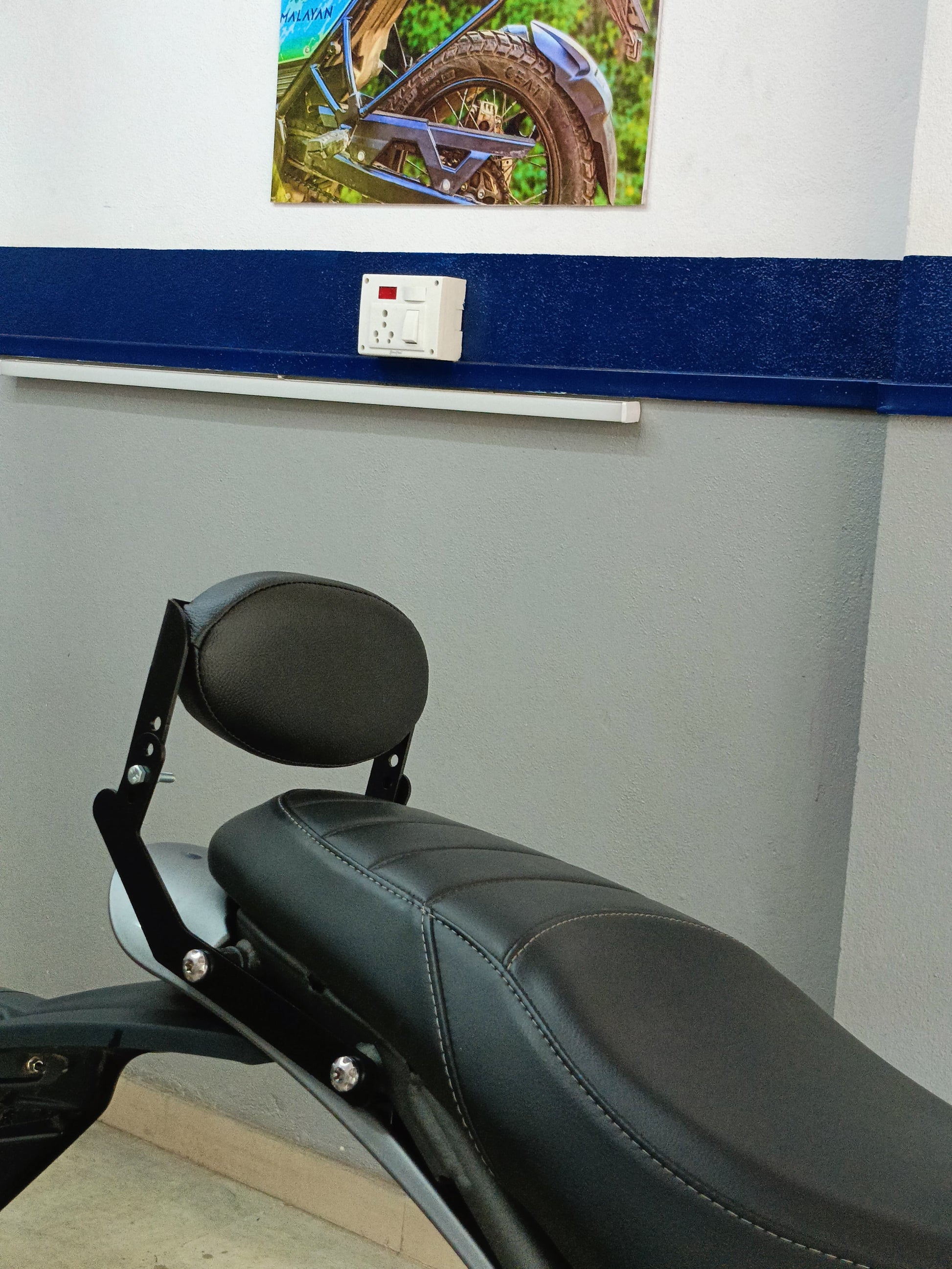 DCG Triumph Speed 400 Backrest