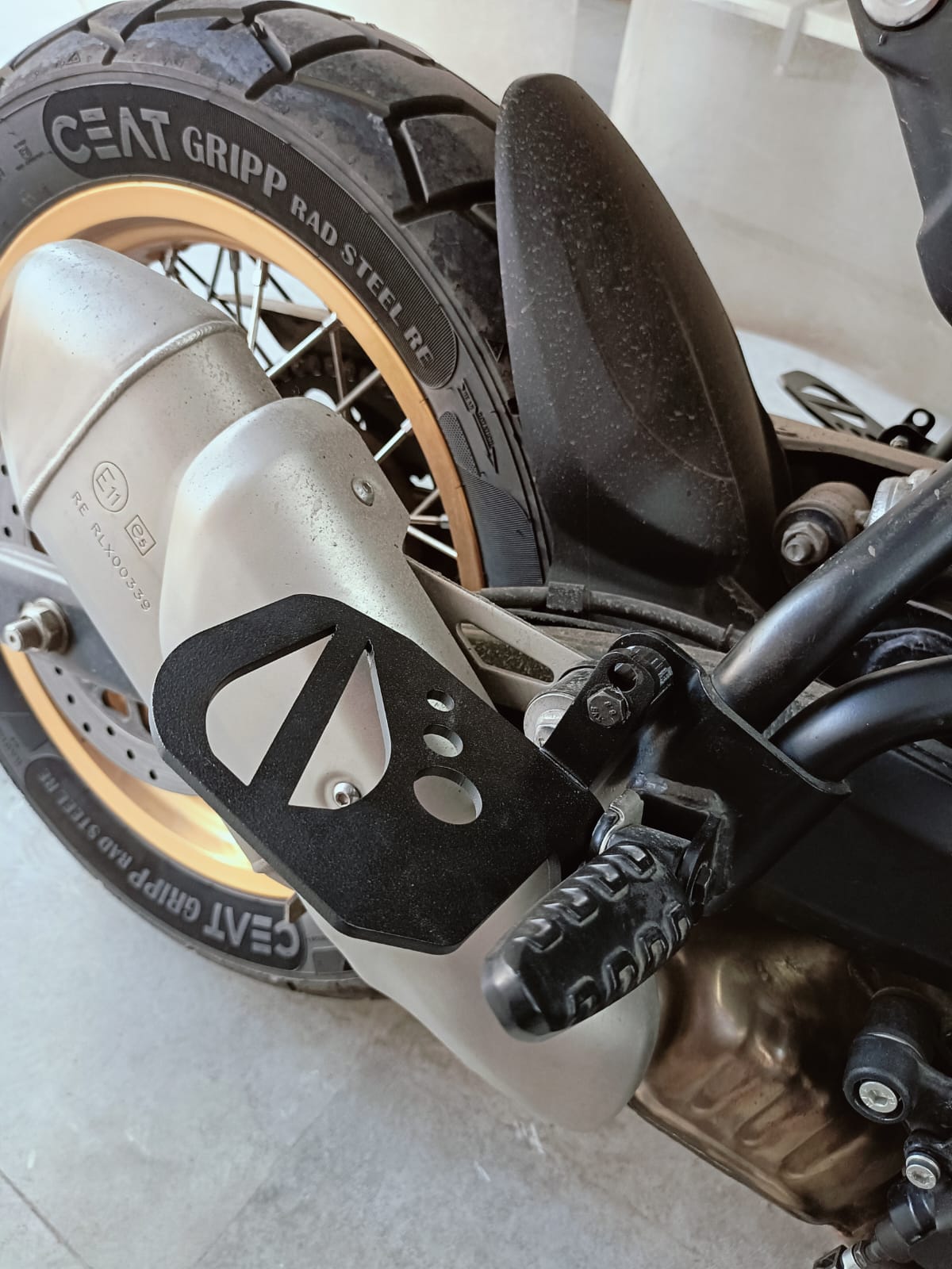 DCG FOOTREST EXTENDERS FOR Himalayan 450